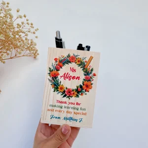 Pencil Holder Wreath