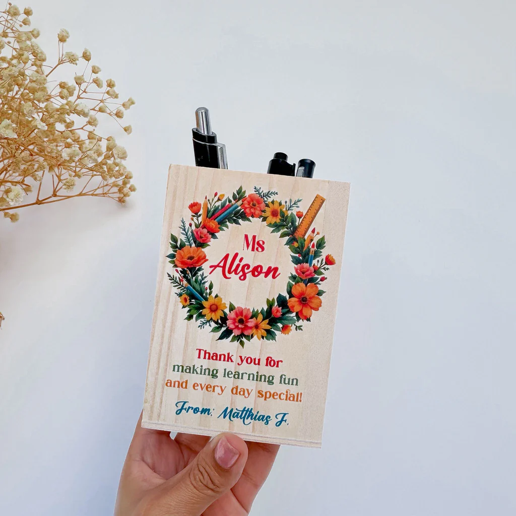 Pencil Holder Wreath